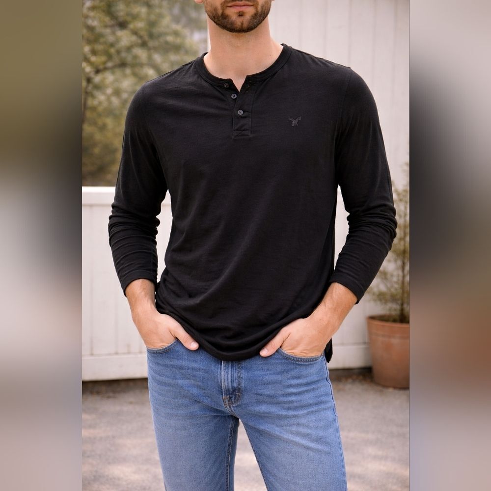 American Eagle Black Long Sleeve Henley Shirt Size L Soft Knit Button Neck Casua
